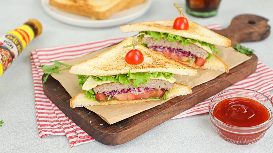 Sandwich Kẹp Thịt