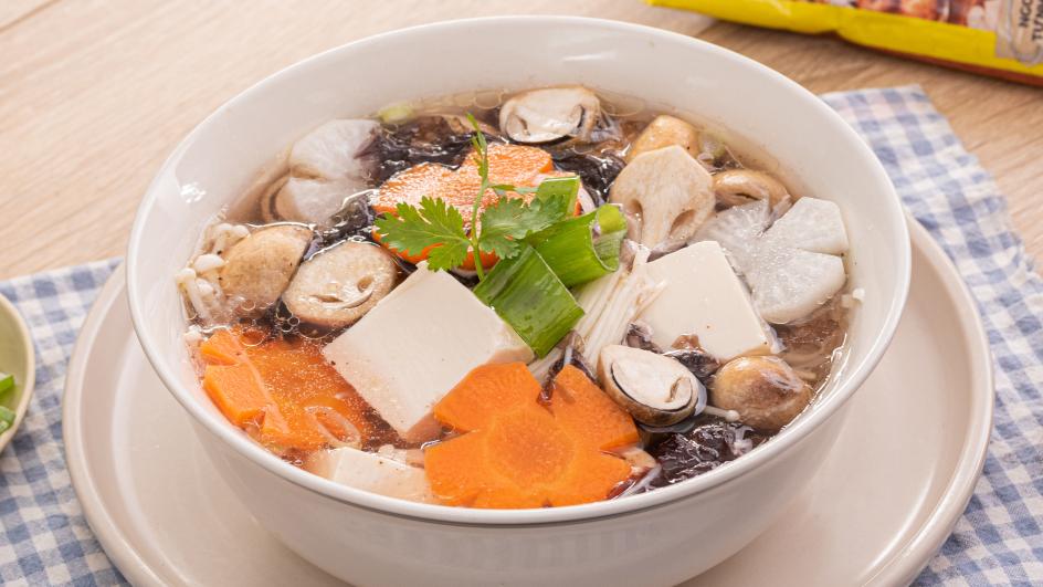 Canh Nấm Đậu Hủ Non Rong Biển