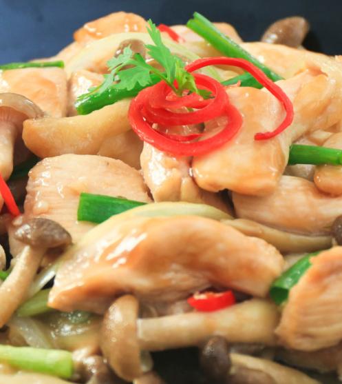 Gà Xào Nấm Linh Chi